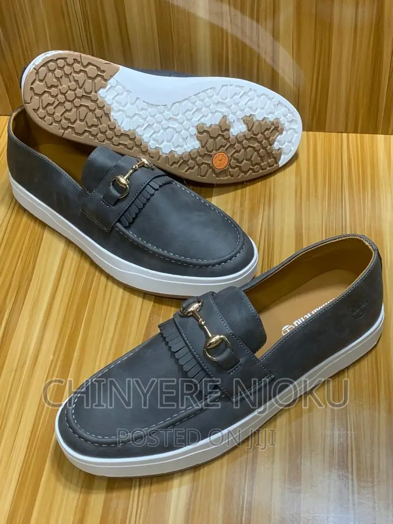 Men's Shoe