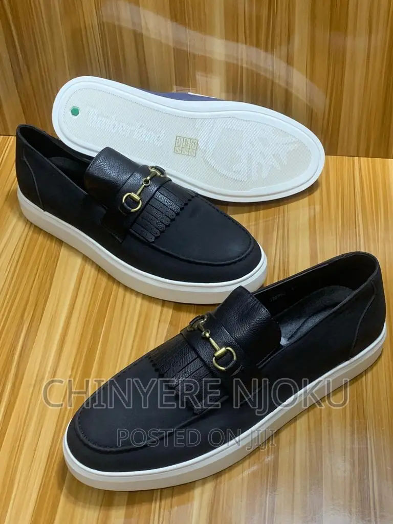 Men's Shoe