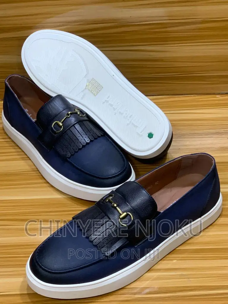 Men's Shoe