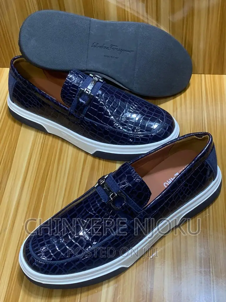 Men's Shoe