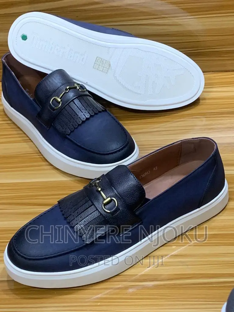 Men's Shoe