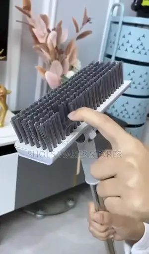 Sweeping Scrubbing Brush With Packer