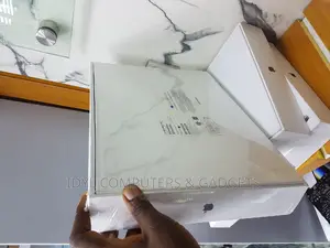 Laptop Apple MacBook Pro 2021 M1 64GB Apple M1 Max SSD 1T