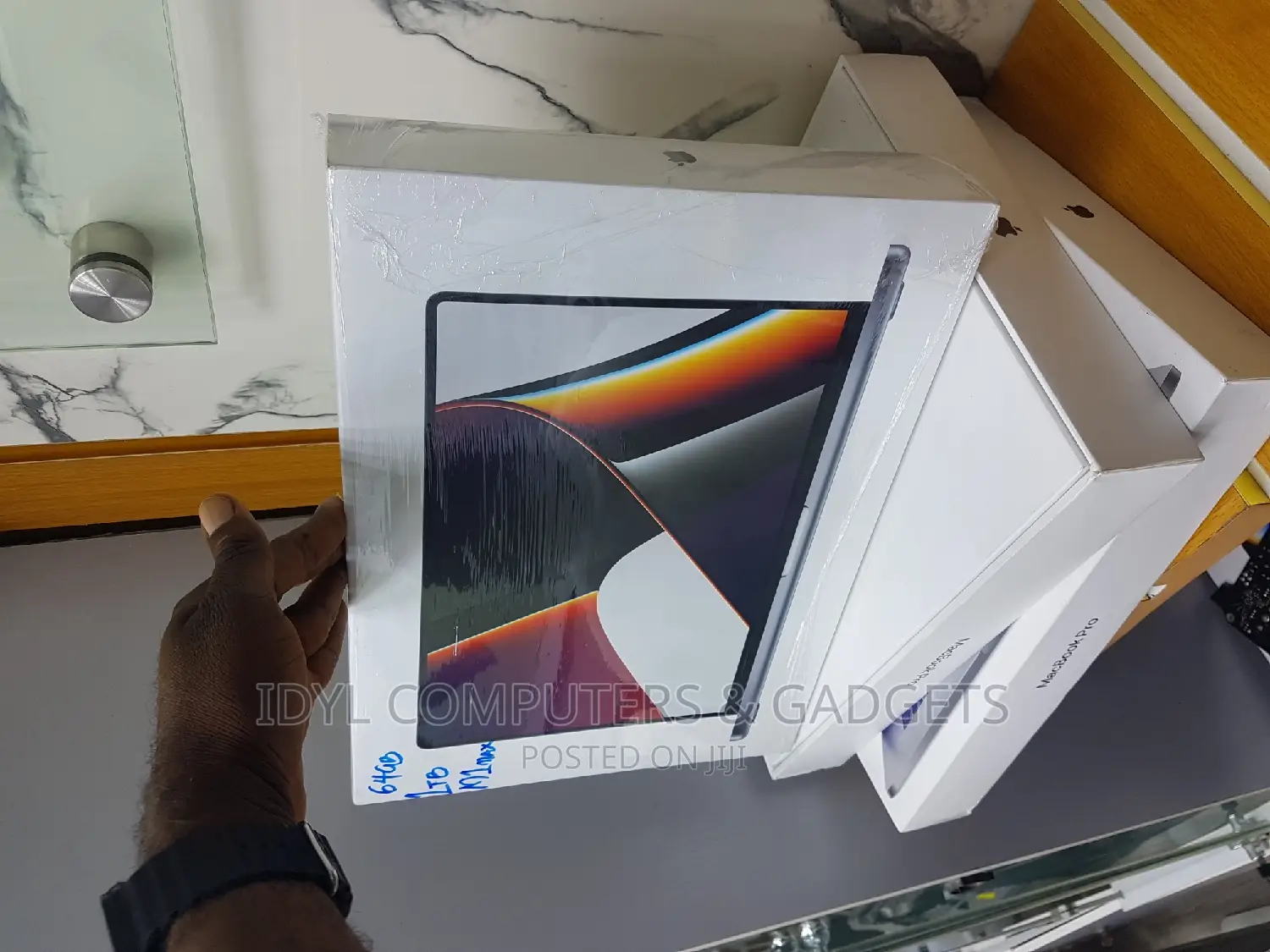 Laptop Apple MacBook Pro 2021 M1 64GB Apple M1 Max SSD 1T