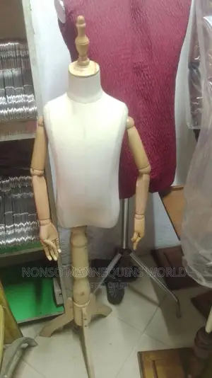 Kids Dressform With Wooden Hands