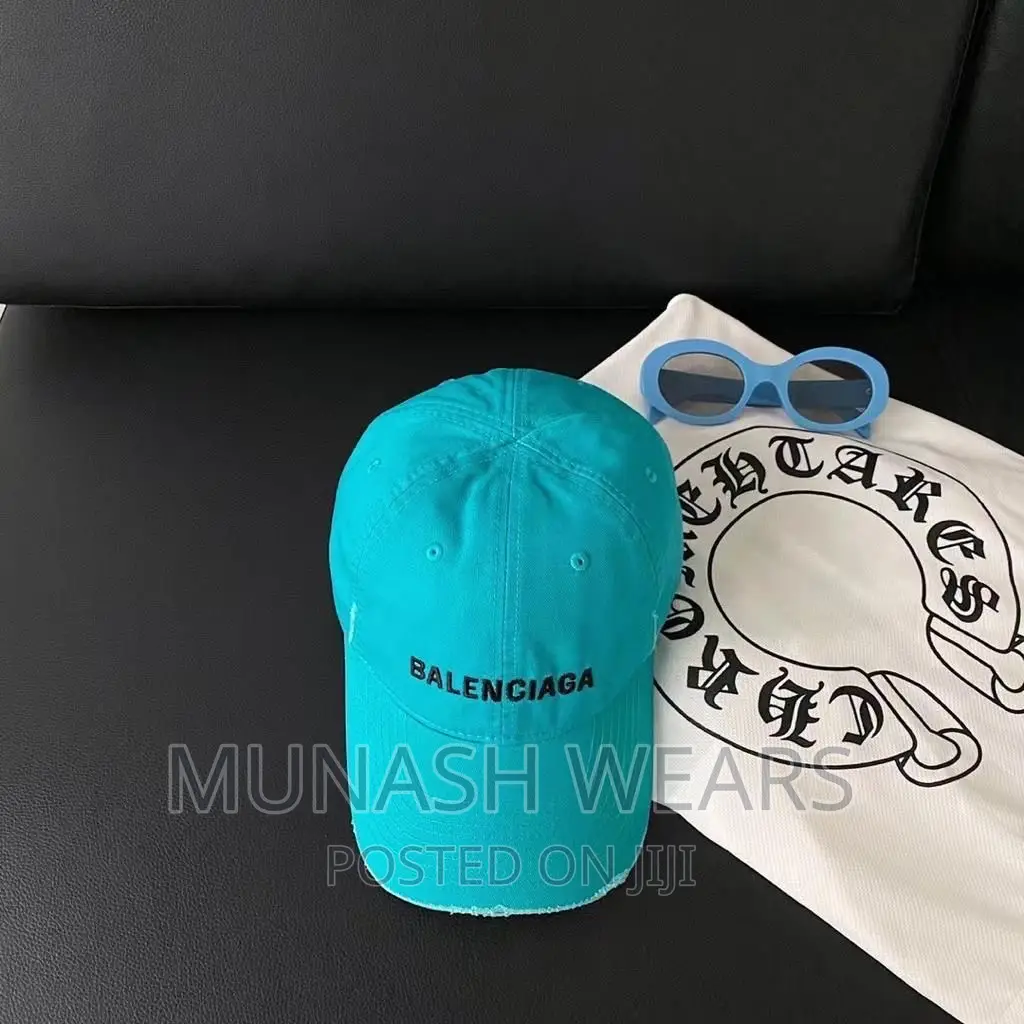 BALENCIAGA Classic Cap