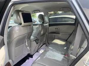 Toyota Venza V6 2010 Silver