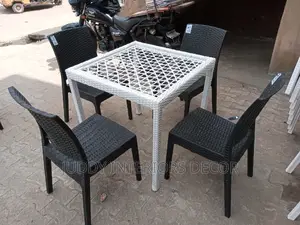 Outdoor Restaurant Table Set