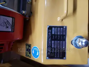 C-90 Compactor Plate Machine