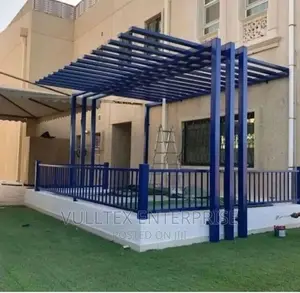 Pergola With Triple Legs