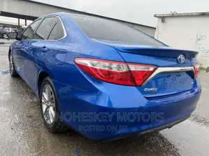 Toyota Camry 2017 Blue