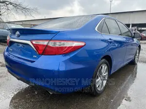 Toyota Camry 2017 Blue