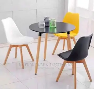 Imported Wooden Mini Dining Table for Restaurant