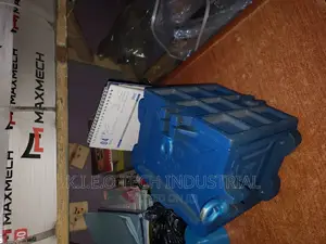 Iron Cube Mould