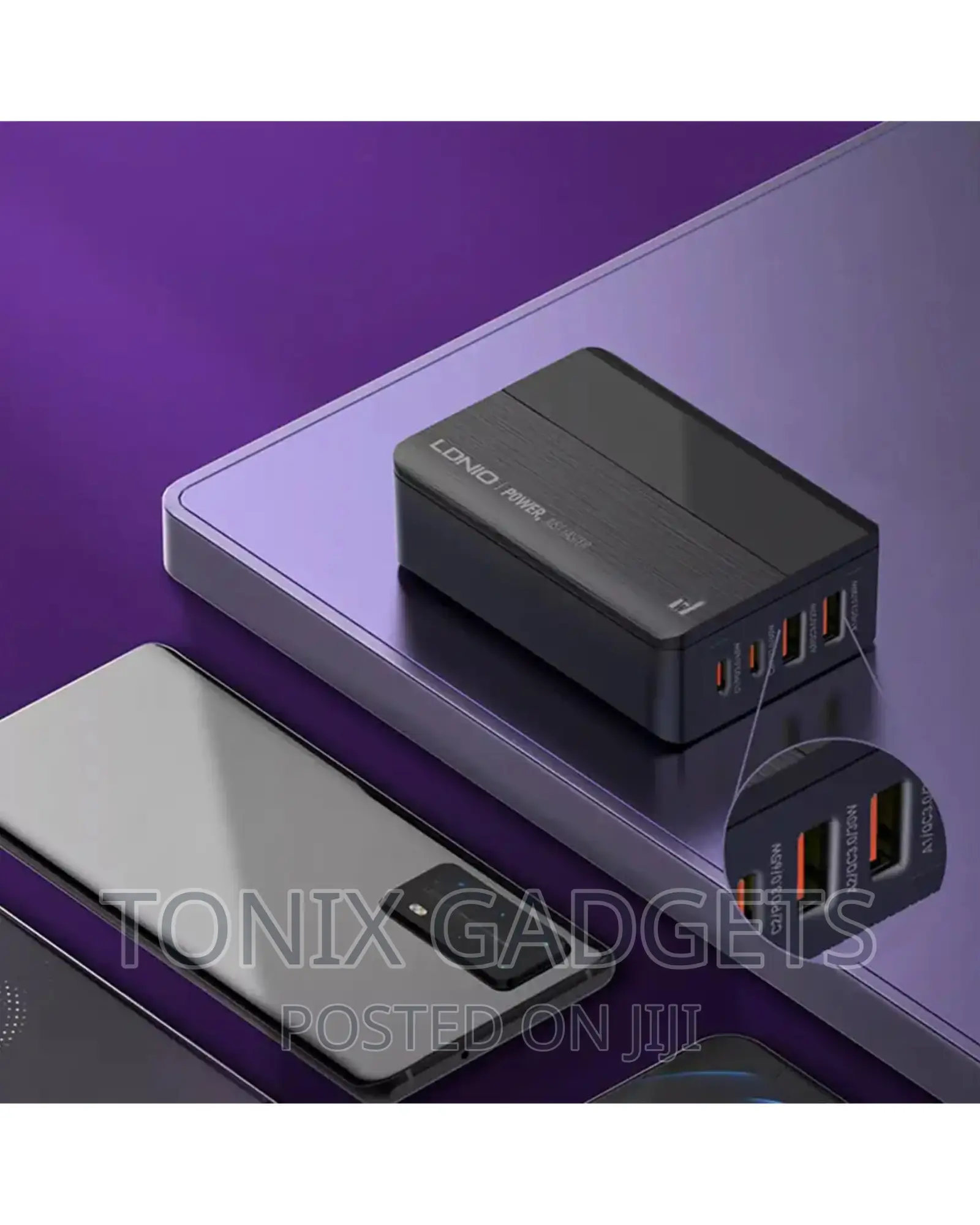 Desktop Charger - Fast Charging 4 Port USB + Voltage Display
