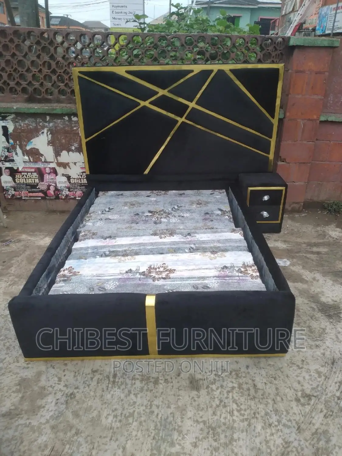 Quality 4.5by6 Upholstery Padded Bed Frame With One Bed Side