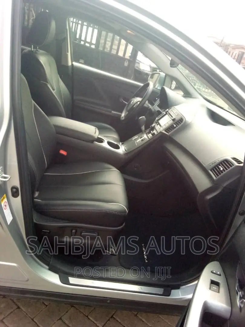 Cadillac CTS 3.6L V6 Automatic 2009 Silver