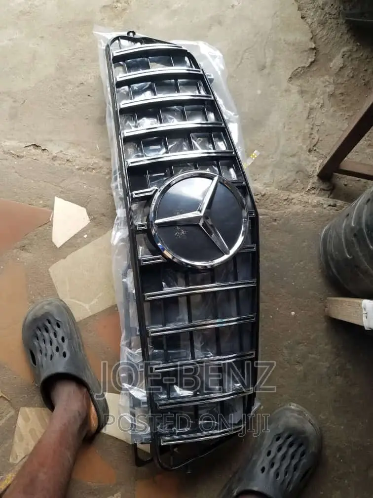 C300 2014 Front Bumper Grill