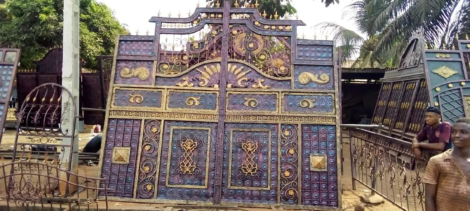 The King Foreign Wrought Iron Gate