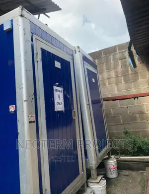 Mobile Toilet Insulated