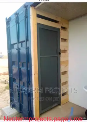 Mobile Toilet Insulated