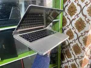 Laptop Apple MacBook 2011 8GB Intel Core I5 HDD 750GB