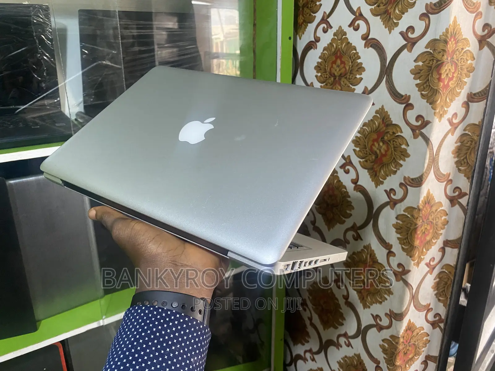 Laptop Apple MacBook 2011 8GB Intel Core I5 HDD 750GB