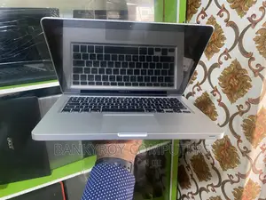 Laptop Apple MacBook 2011 8GB Intel Core I5 HDD 750GB