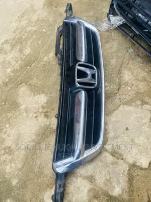 Front Grill 2003 CR-V