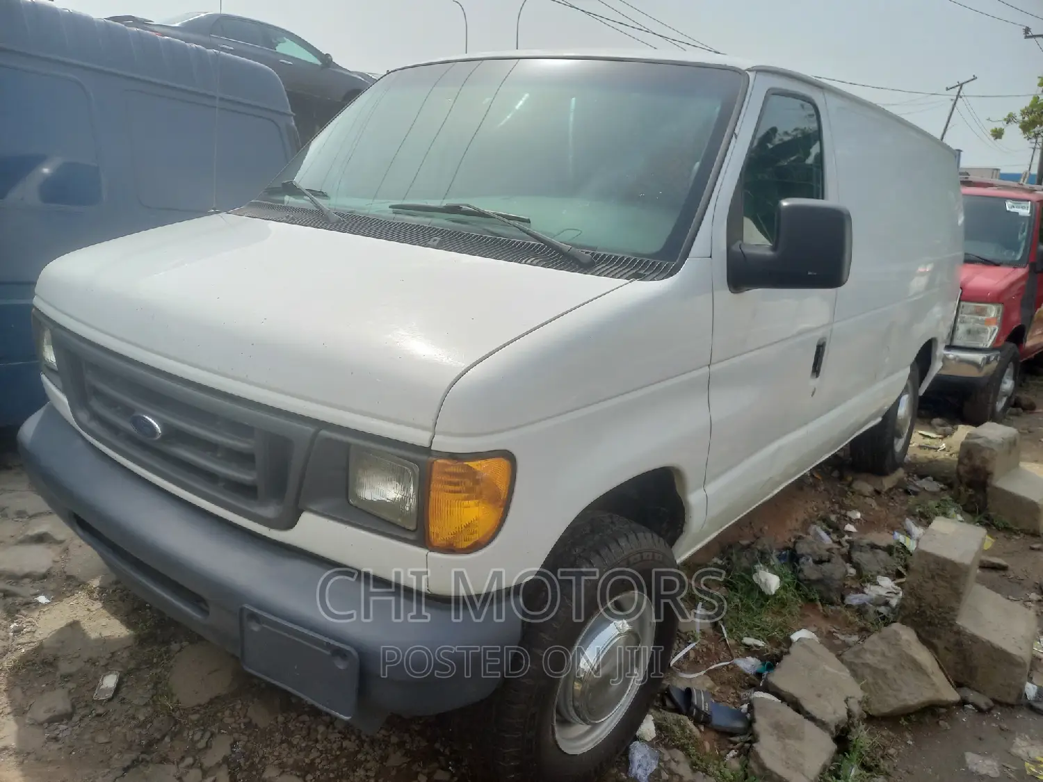 Ford E250 2005 White