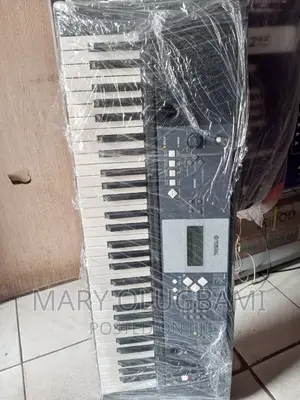 Yamaha YPT 220