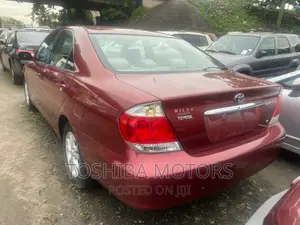 Toyota Camry 2006 Red