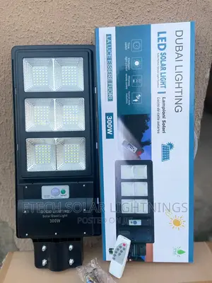 Original 300 Wats 6 Eyes L E D Solar Street Lights