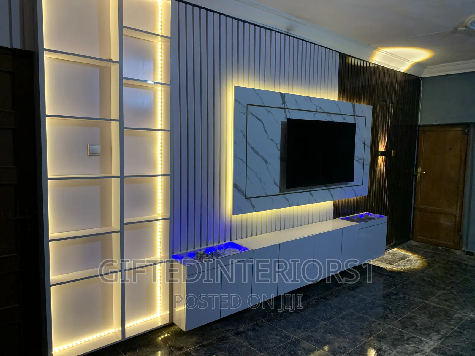 High Glossy Tv Console With Wall Cladding and LED Lights