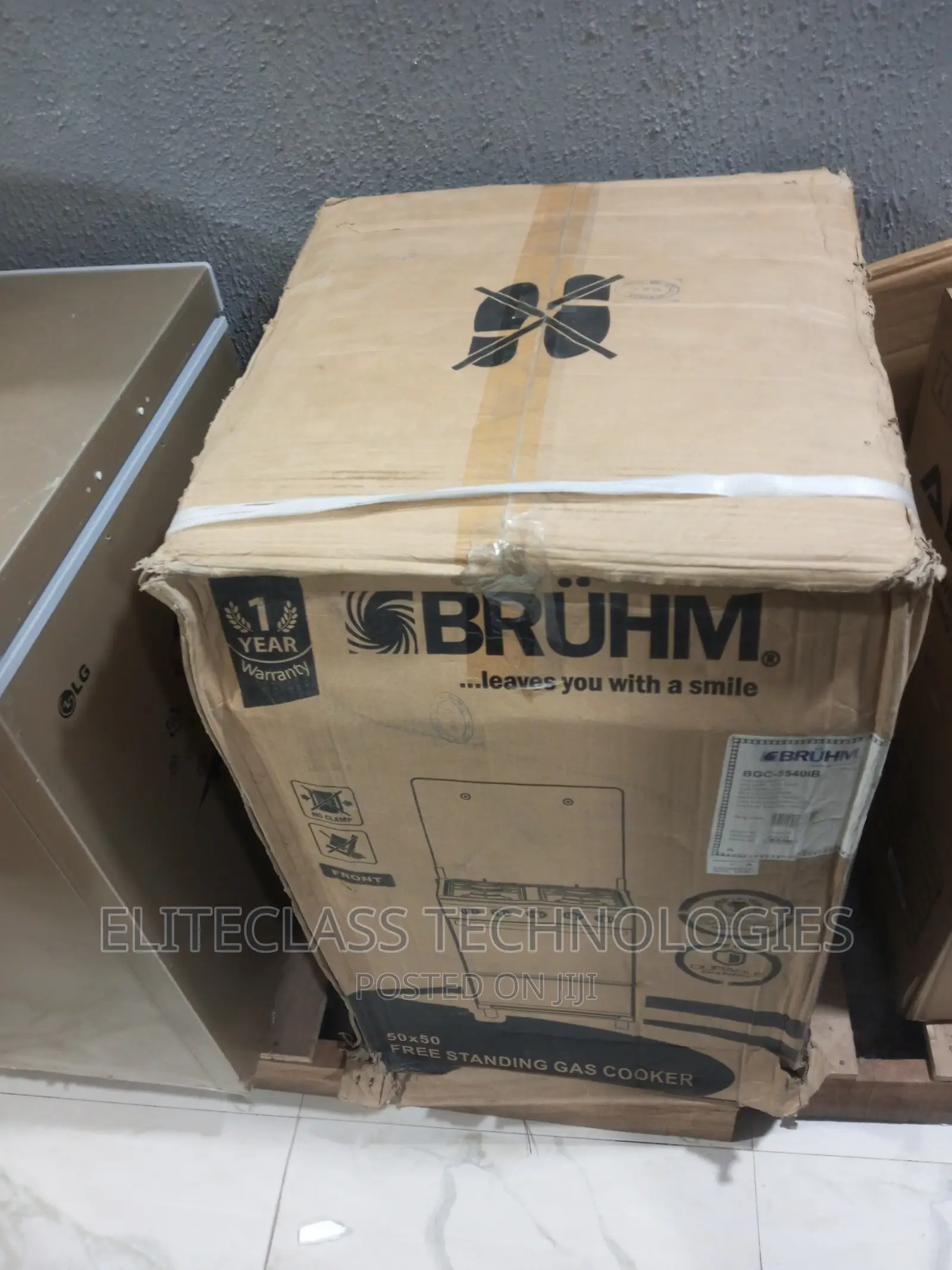 Adjustabl Legs- 4 Burner Bruhm Gas Cooker BGC-55401b