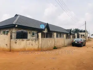 2bdrm Block of Flats in Simawa, Obafemi-Owode for sale