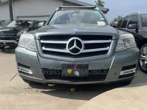 Mercedes-Benz GLK-Class 350 4MATIC 2012 Gray