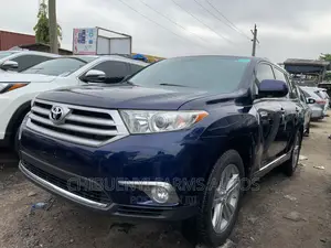 Toyota Highlander Limited 3.5l 4WD 2013 Blue