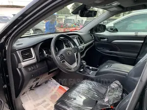 Toyota Highlander 2018 Black