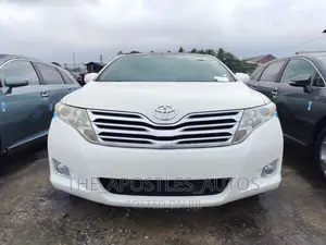 Toyota Venza V6 AWD 2011 White