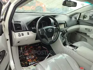 Toyota Venza Limited AWD V6 2013 White