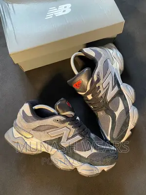 New Balance Sneakers