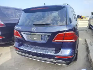 Mercedes-Benz GLE-Class GLE 350d 4MATIC 2016 Blue