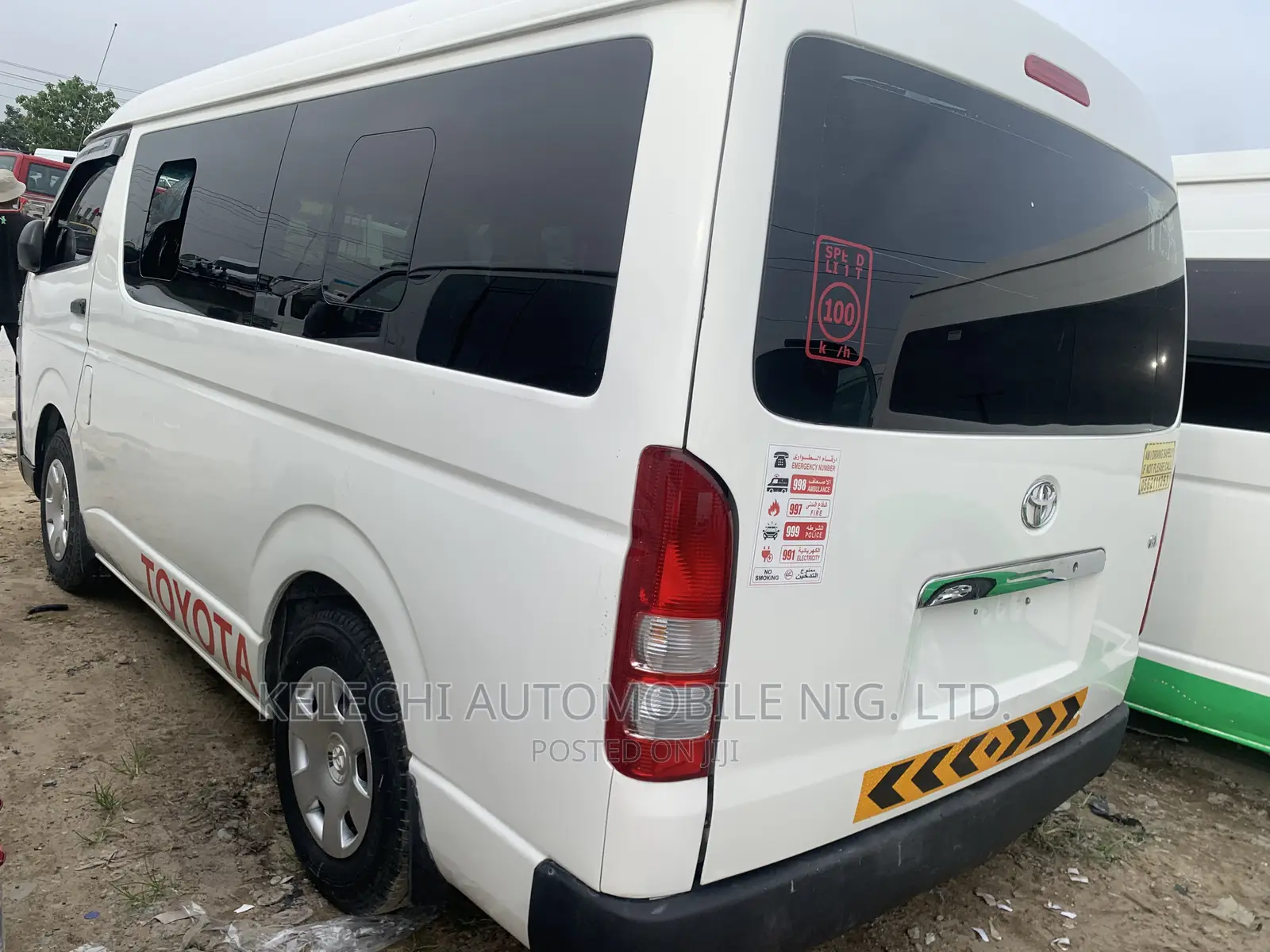 Toyota HiAce 2013 White