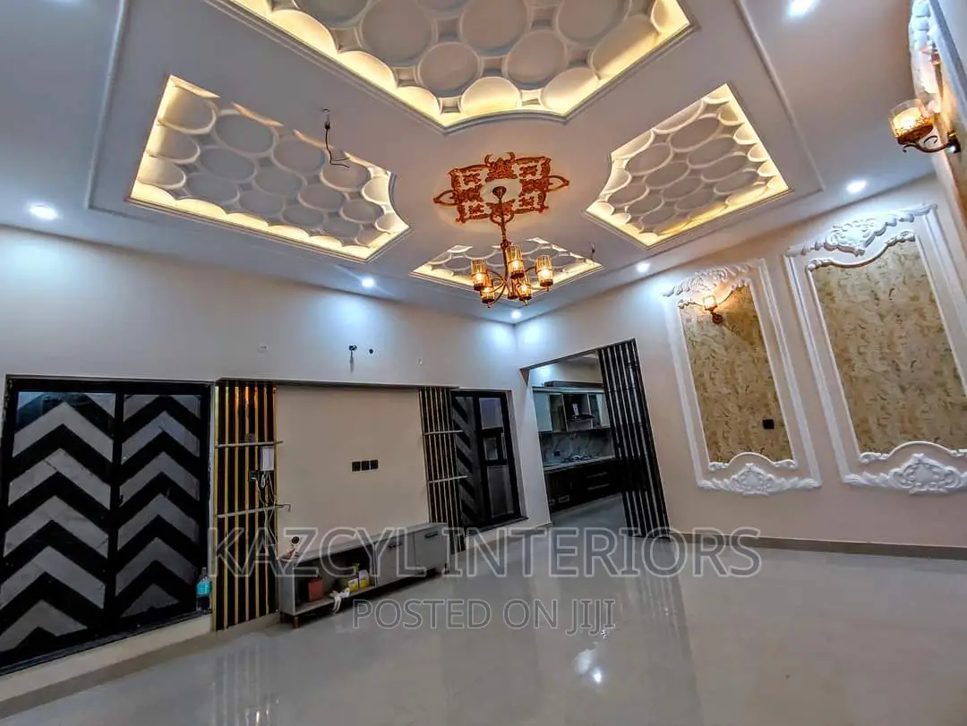 Ceiling and Wall Column Designs