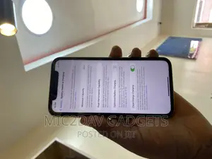 Apple iPhone 11 64 GB Yellow