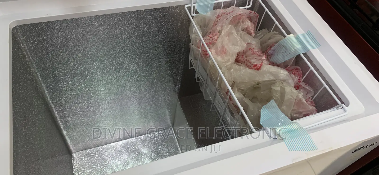138 Liters LG Freezer
