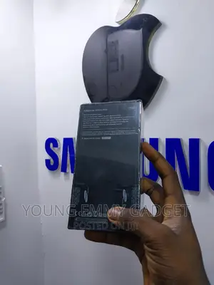 New Samsung Galaxy S10 Plus 128 GB Black