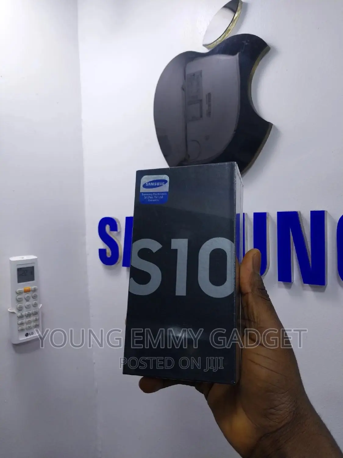New Samsung Galaxy S10 128 GB White