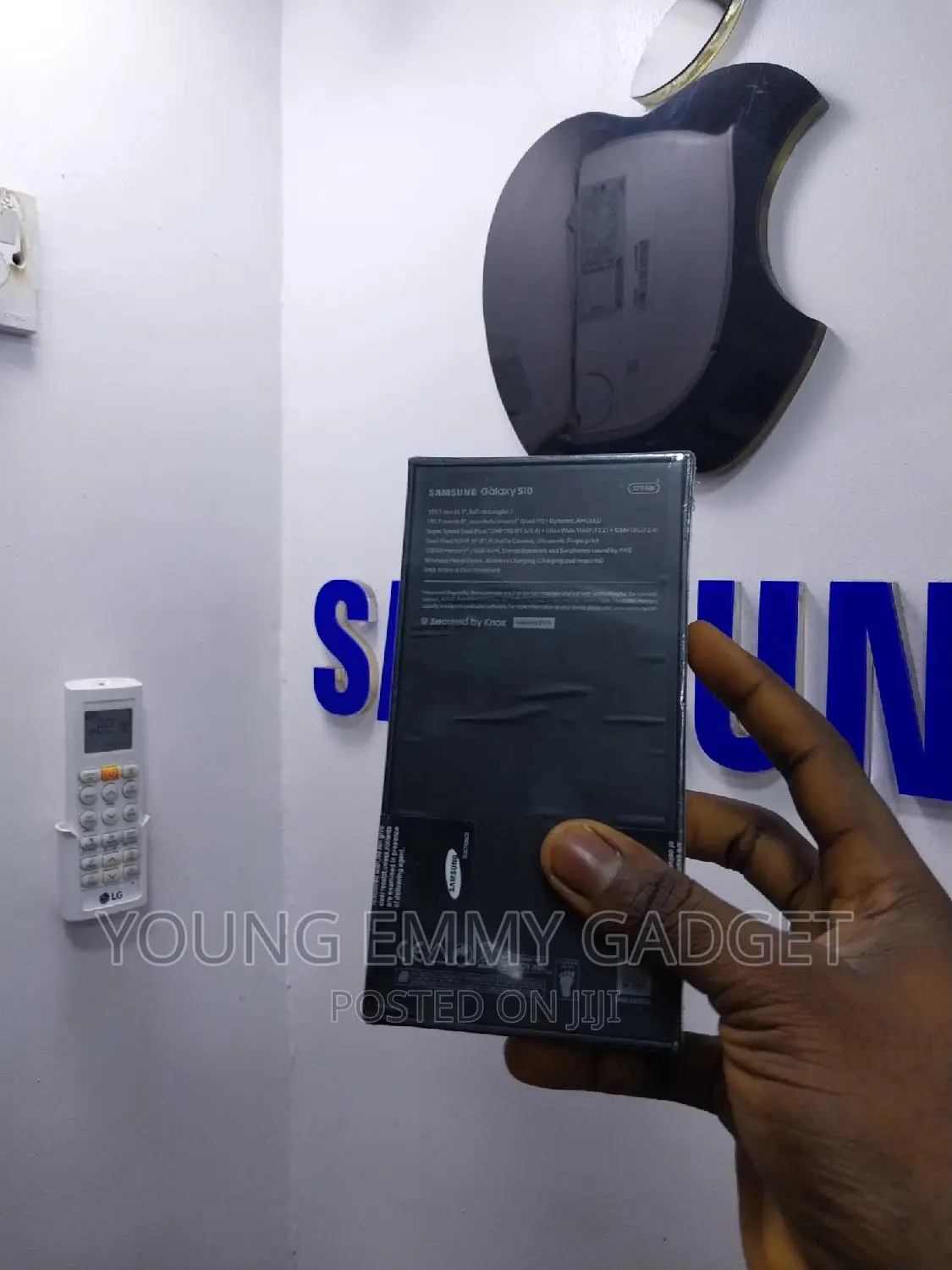 New Samsung Galaxy S10 128 GB White